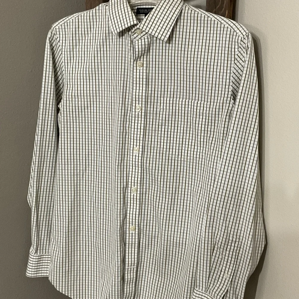Banana Republic Men's Olive and White Checkered Shirt size small